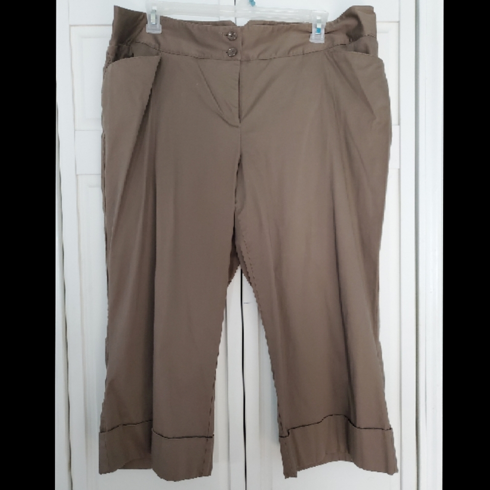 Lane Bryant Capris